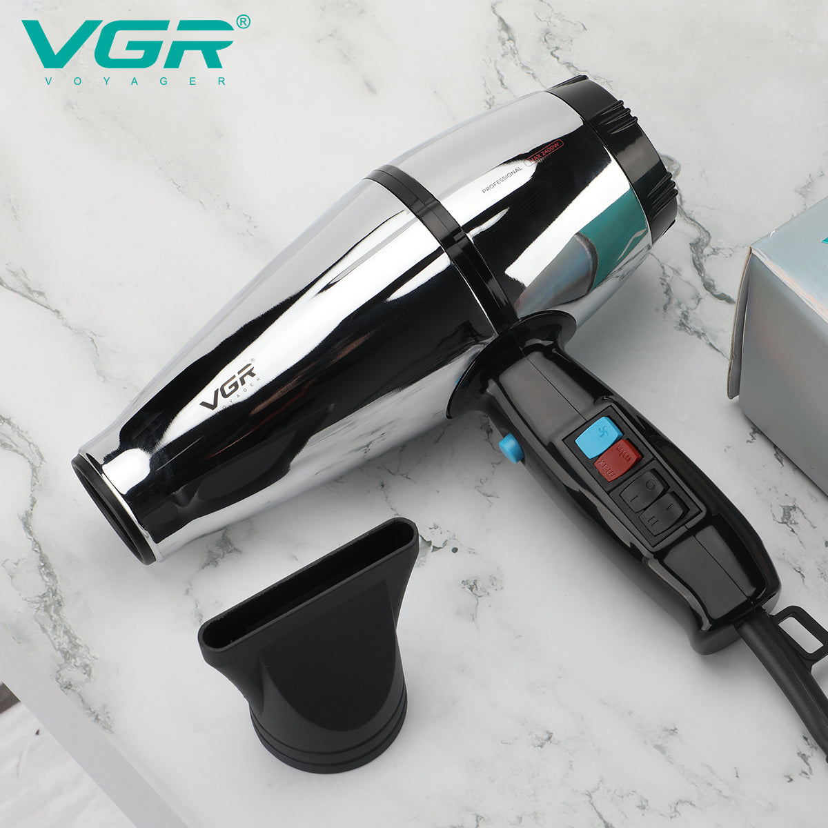 VGR V-466 – Asciugatura Ionica per Capelli Setosi e Senza Crespo